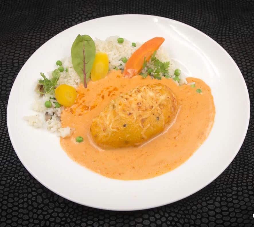 Quenelle "cocon lyonnais" sauce nantua